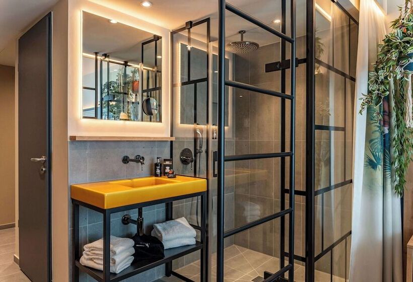 Me And All Hotel Ulm, By Hyatt