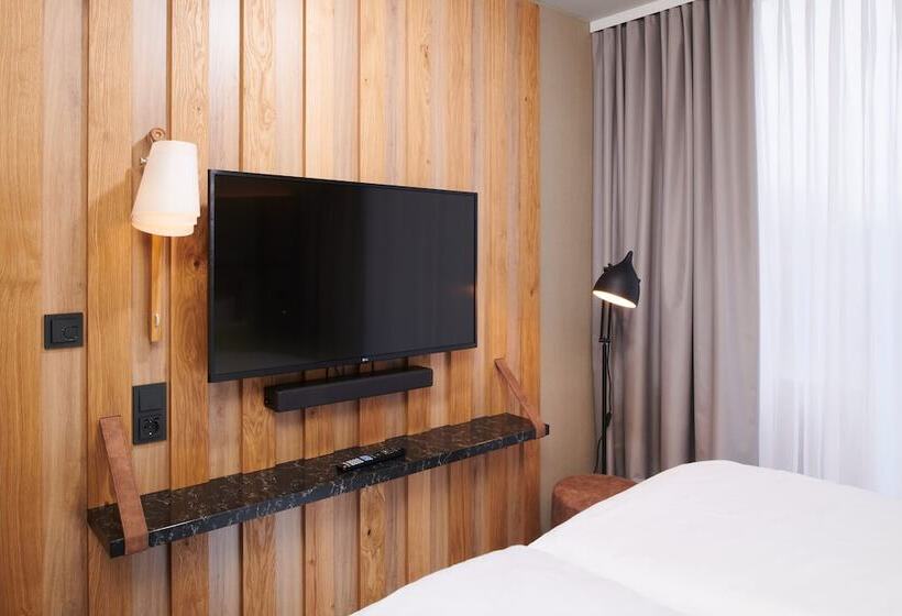 Me And All Hotel Ulm, By Hyatt