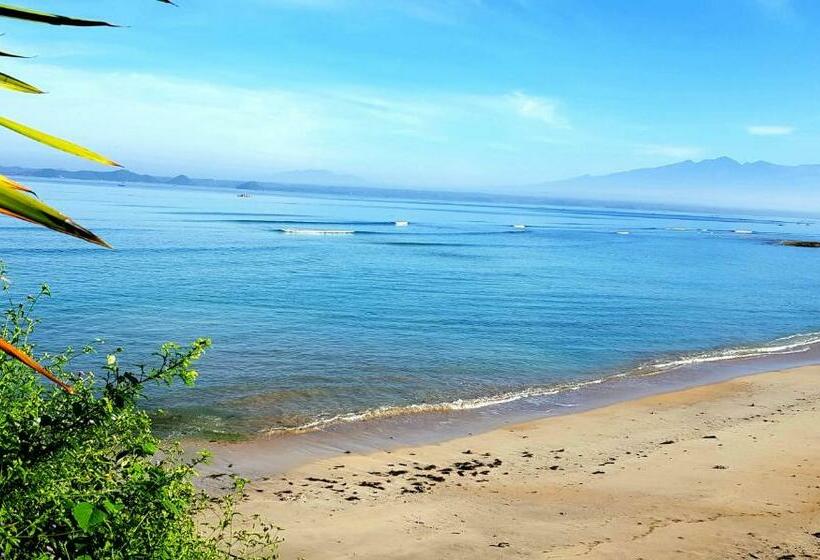 בית מלון כפרי Ombak Resort At Ekas , A Luxury Surf And Kite Surf Destination