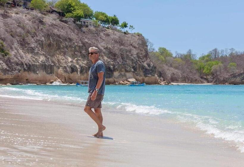 בית מלון כפרי Ombak Resort At Ekas , A Luxury Surf And Kite Surf Destination