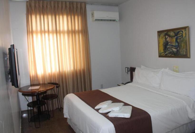 فندق Oscar Econômico Montes Claros