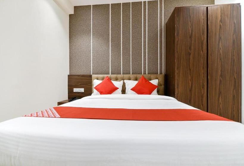 בית מלון כפרי Oyo 37671 Sudarshan Palace