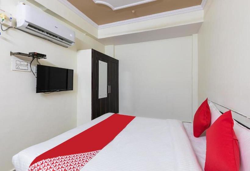 호텔 Capital O 41086  Royal Stay