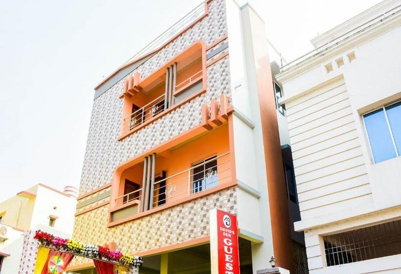 Отель Oyo 78836 David S Den