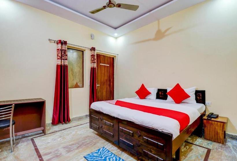 酒店 Oyo 79059  Suvasana