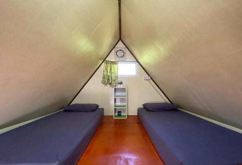 בית מלון כפרי Lily Cottage & Kitchen