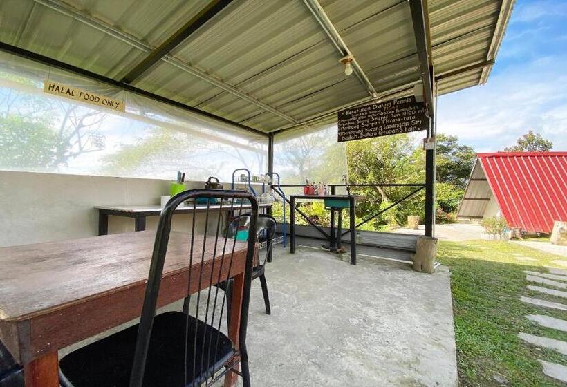 בית מלון כפרי Lily Cottage & Kitchen