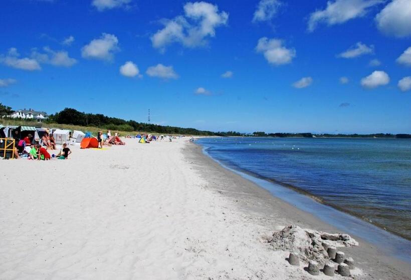 호텔 Pension Im Seebad Breege