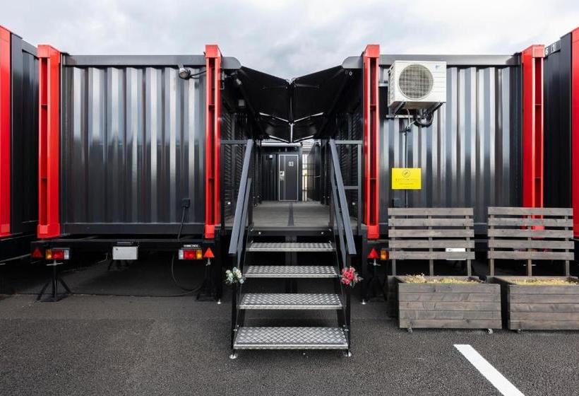 בית מלון כפרי R9 The Yard Taketoyo