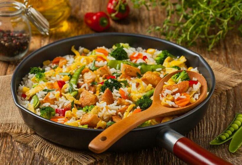 Отель Spot On 68593 Tejas Lodge