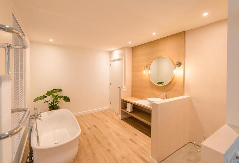 Fietshotel Zee Van Tijd Holwerd