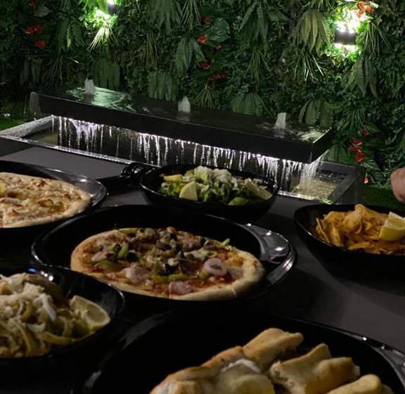 Ladera Hotel Tanomah