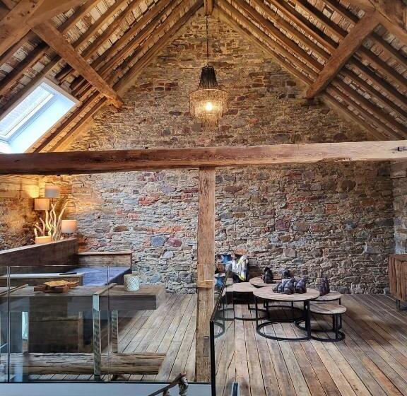 Luxury Spa Hotel Francofolies