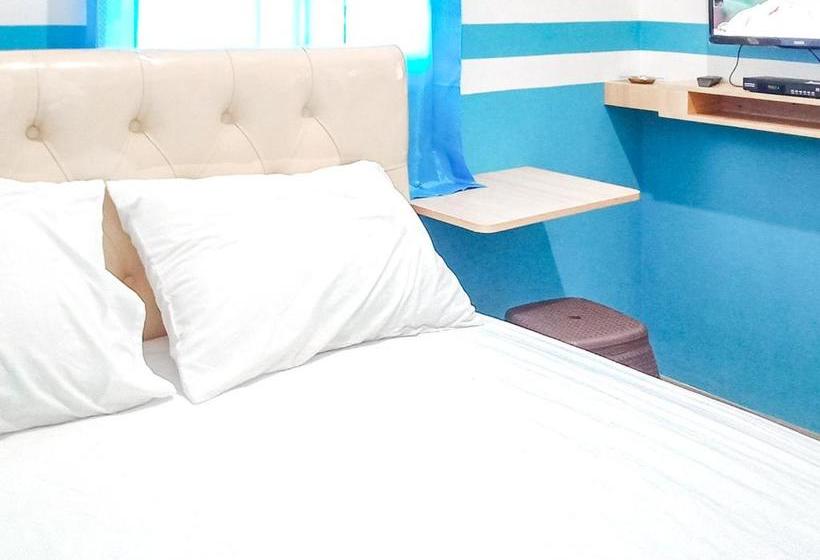 فندق على الطريق Banyu Biruku Syariah Near Pantai Bohay Probolinggo