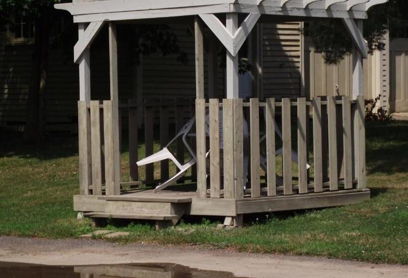 Orchard Queen Motel & Rv Park