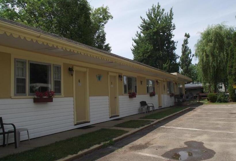 Orchard Queen Motel & Rv Park