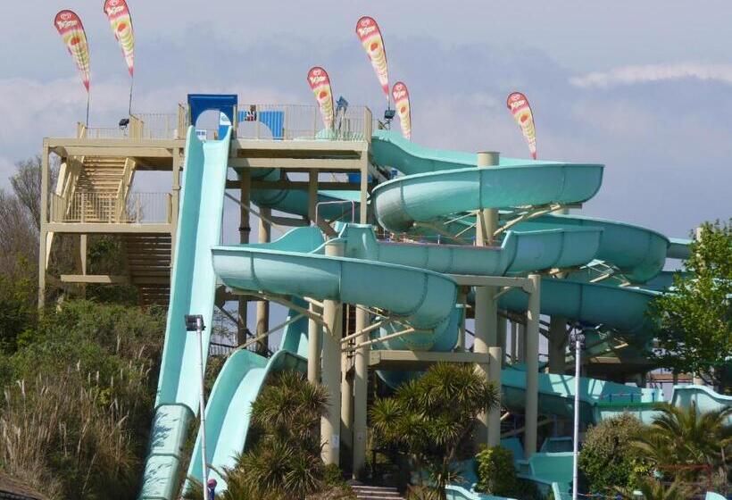 Park View R & R   Adult Only   Self Catering   Free Parking   Ev Point