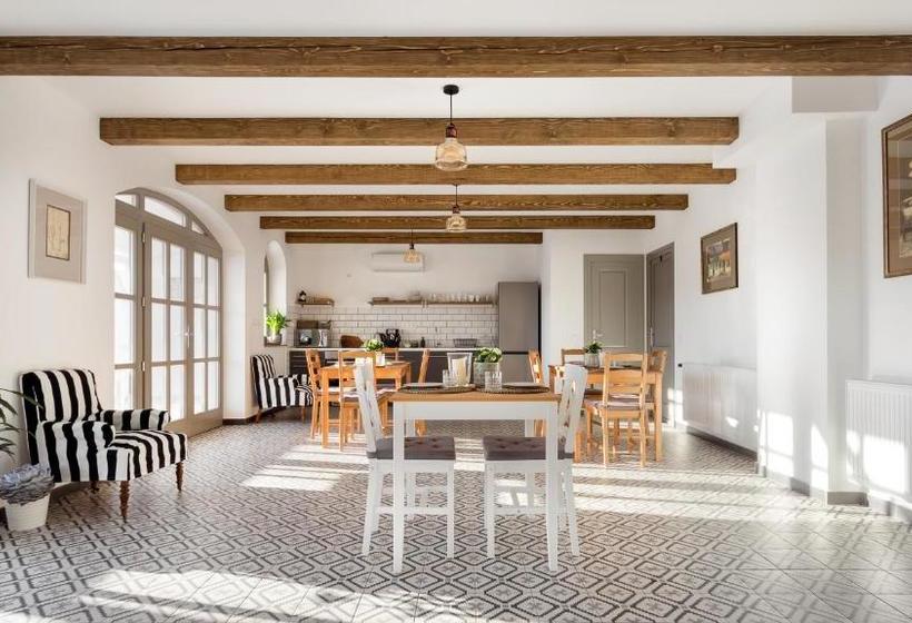 پانسیون Premium Vendégház