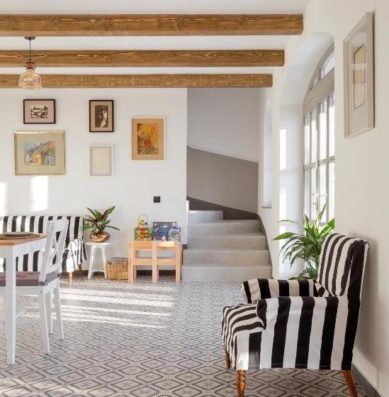 پانسیون Premium Vendégház