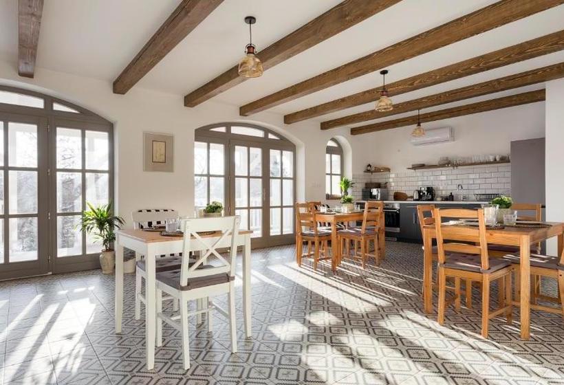 پانسیون Premium Vendégház