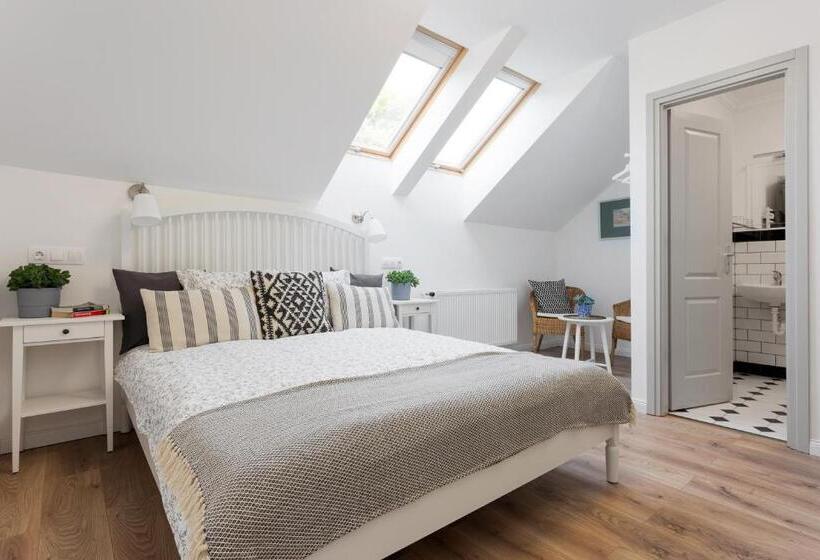 پانسیون Premium Vendégház