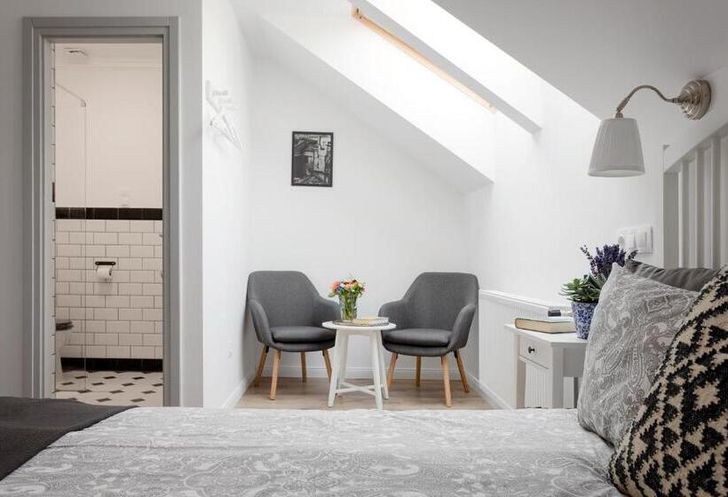 پانسیون Premium Vendégház