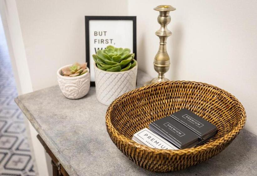 پانسیون Premium Vendégház