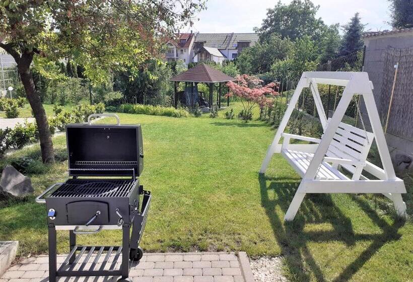 پانسیون Premium Vendégház