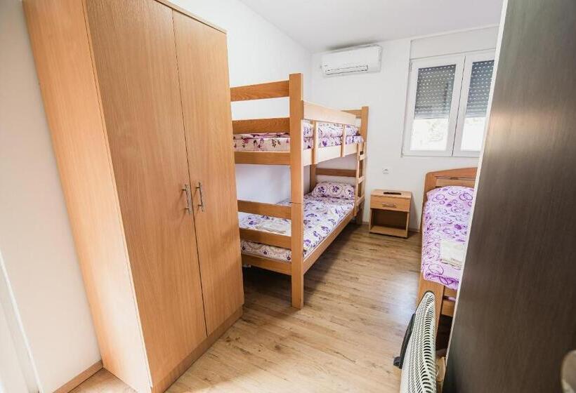 پانسیون Rooms Vila Medena