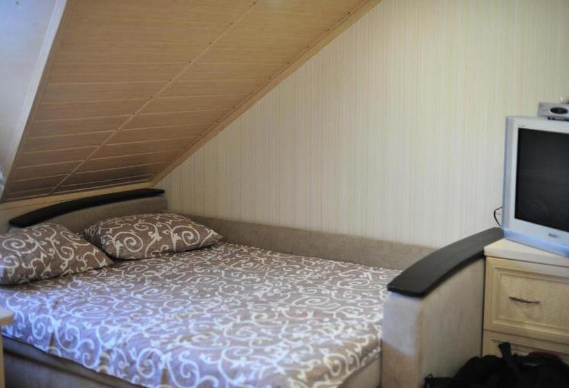 פנסיון Villa Costa