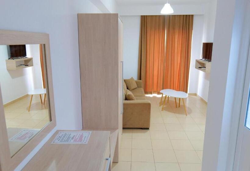 פנסיון Villa Gjika