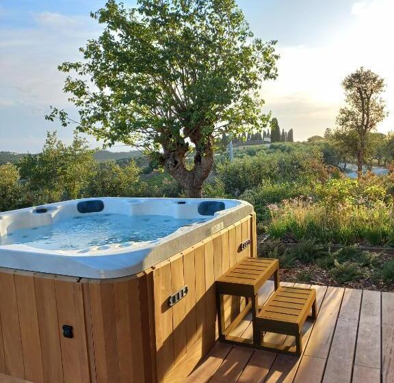 אתר נופש Villa Petriolo