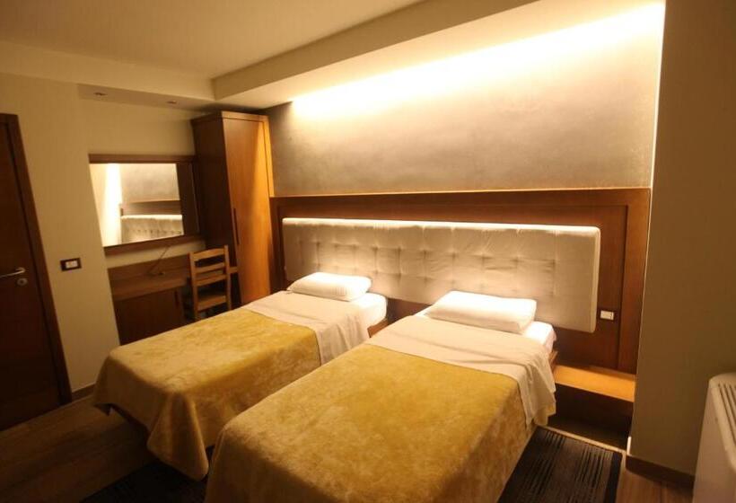 호텔 Alpin Llogara