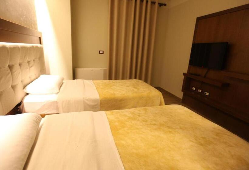 호텔 Alpin Llogara