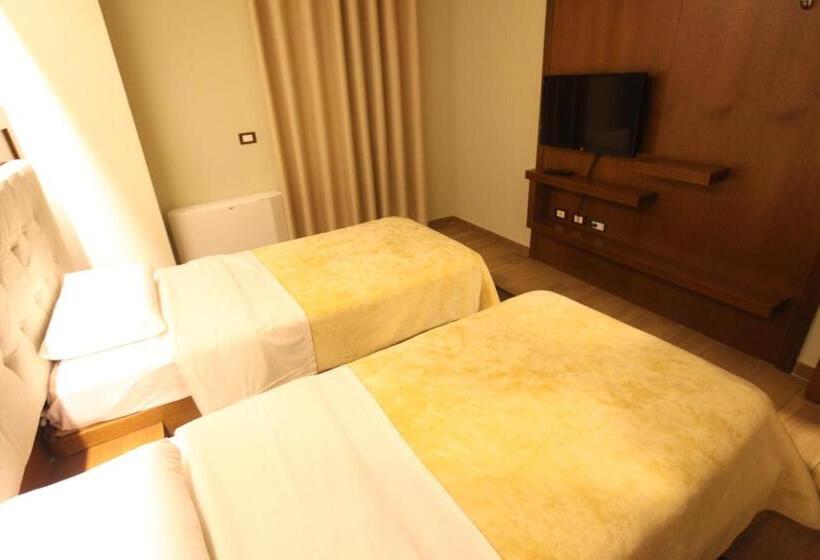 호텔 Alpin Llogara