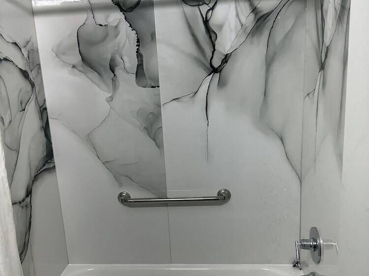 Отель Freer Executive Inn And Studios