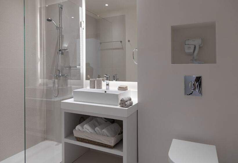 호텔 Gallery Suites & Residences