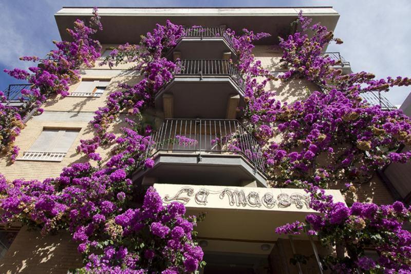 ホテル La Maestra