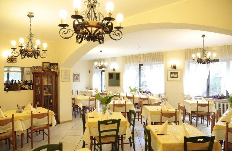 فندق Ristorante Vittoria