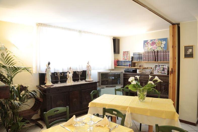 فندق Ristorante Vittoria