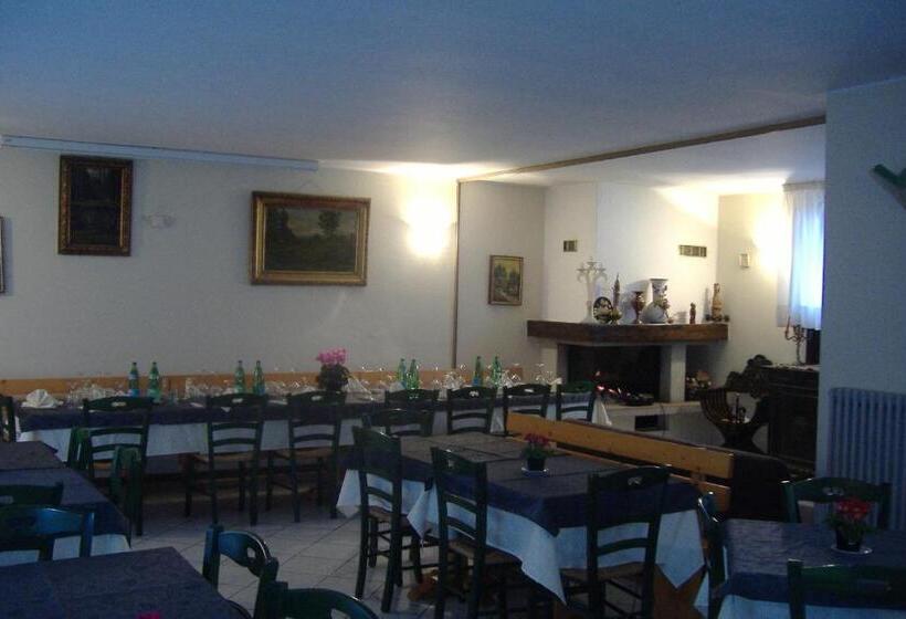 فندق Ristorante Vittoria