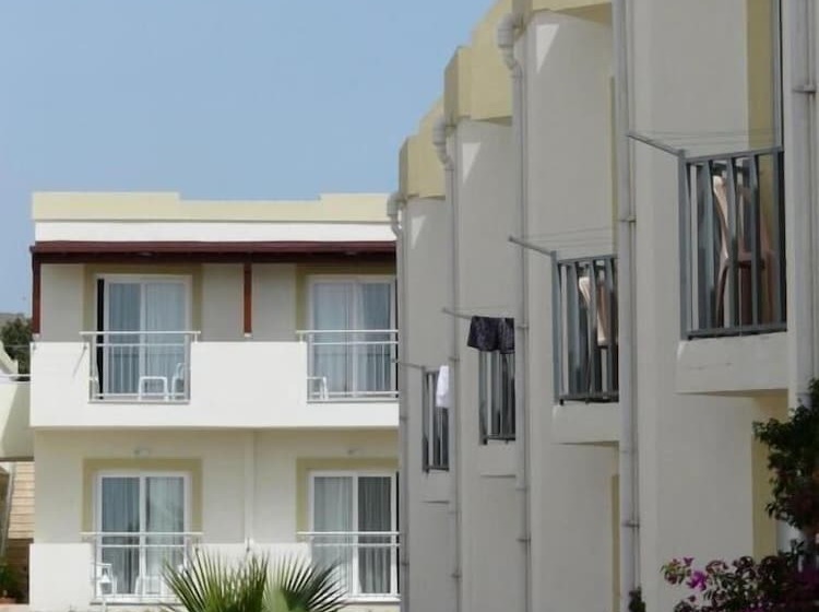 בית מלון כפרי Viras