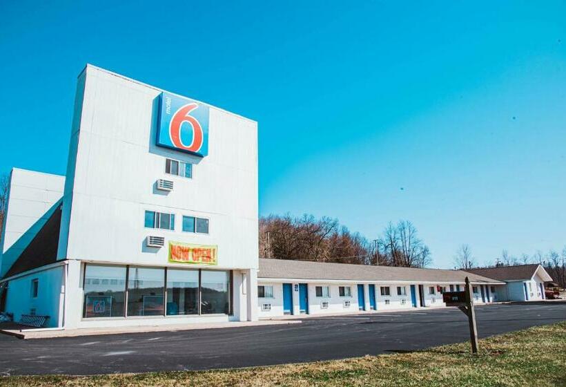 Motel 6 Bellville, Oh