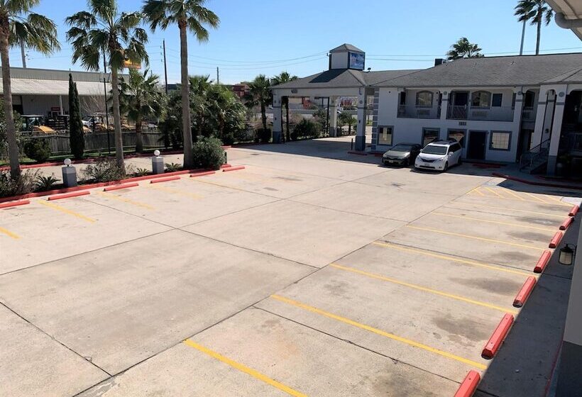 모텔 Extended Stay Inn & Suites Channelview