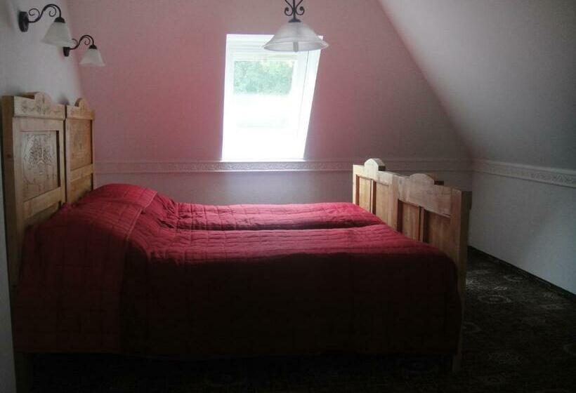 Sághegy Fogadó és Panzió