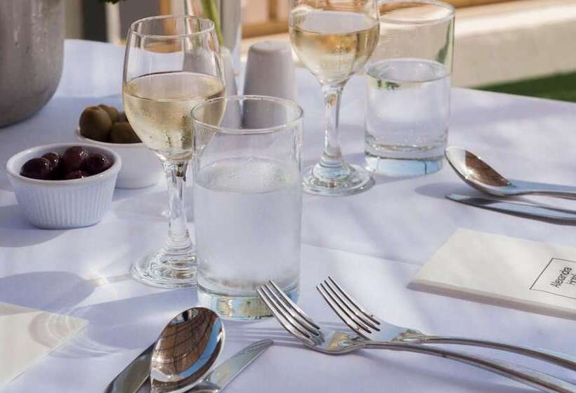 هتل Rooms By Alexandra