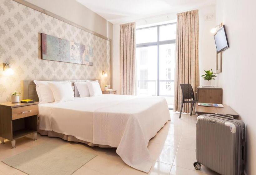 هتل Rooms By Alexandra