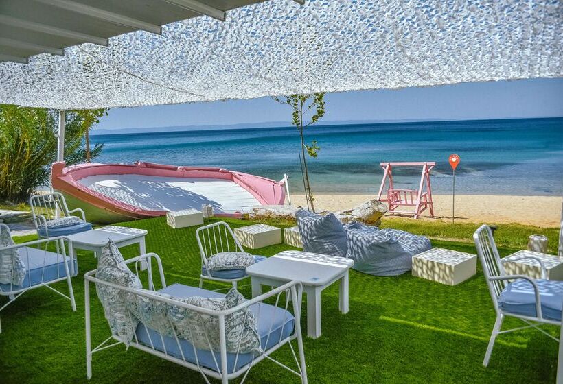 Acrotel Lilyann Boutique