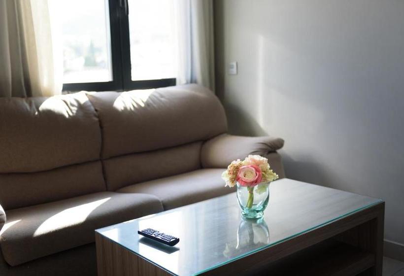 Apartamentos Santa Clara