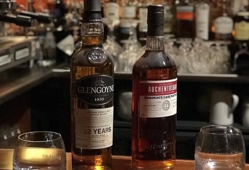 Ashtree House Hotel, Glasgow Airport & Paisley